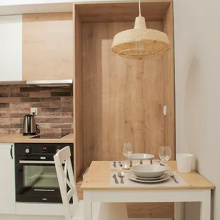 Brown Sugar | Free Garage | 2 Separate * Cracovia